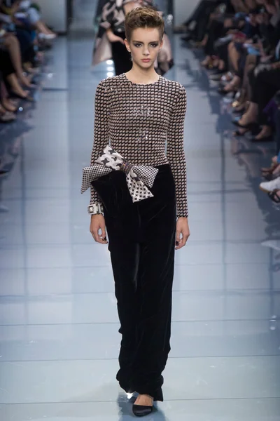 Look 33